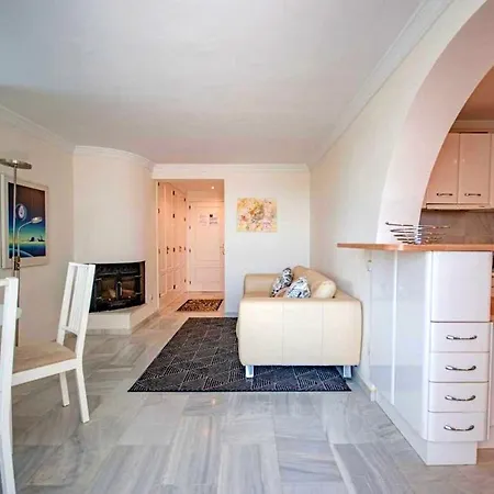 En Costabella Villa Marbella